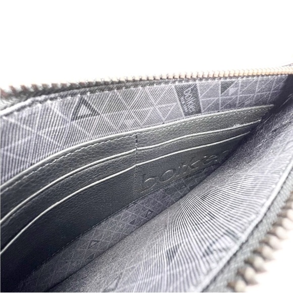 Botiker Wristlet Clutch Valentina Medium Clutch Black Leather Silver New NWT - Picture 7 of 12